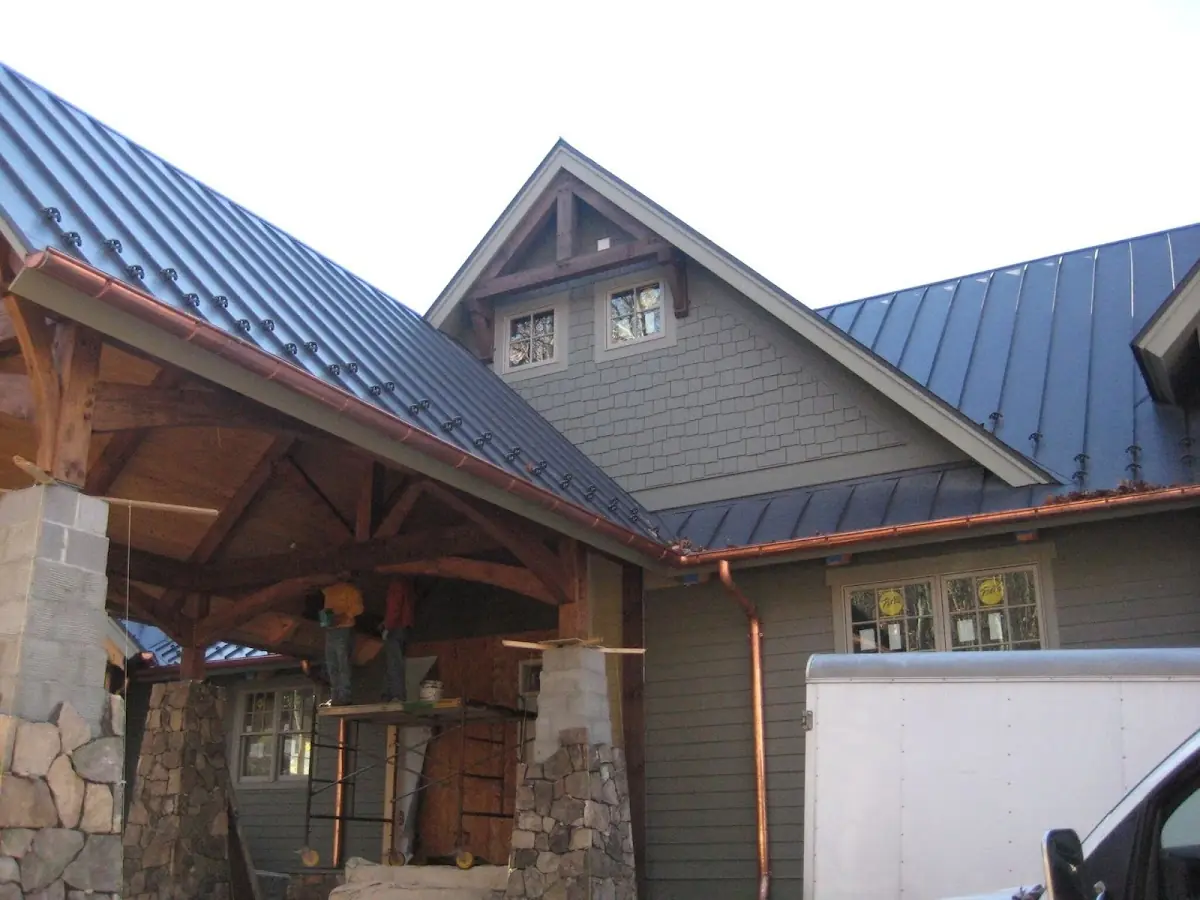 Craftsman Roofing team delivering quality roofing work in North River Crossing